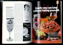 Load image into Gallery viewer, New Yorker magazine November 12 1973 Secretariat final horse race graffiti MINT