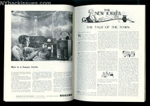 Load image into Gallery viewer, New Yorker magazine December 18 1943 father son Christmas shopping VERY FINE