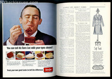 Load image into Gallery viewer, New Yorker magazine July 31 1965 W.H. Auden Donald Barthelme NEAR MINT