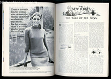 Load image into Gallery viewer, New Yorker magazine July 30 1966 NYC subway station NEAR MINT