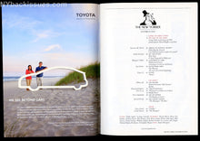 Load image into Gallery viewer, New Yorker magazine November 16 2009 NYC Chrysler Building complete NM no label and no UPC code
